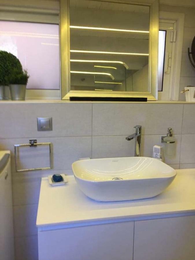 Anemomilos Jacuzzi Suite Corfu  외부 사진
