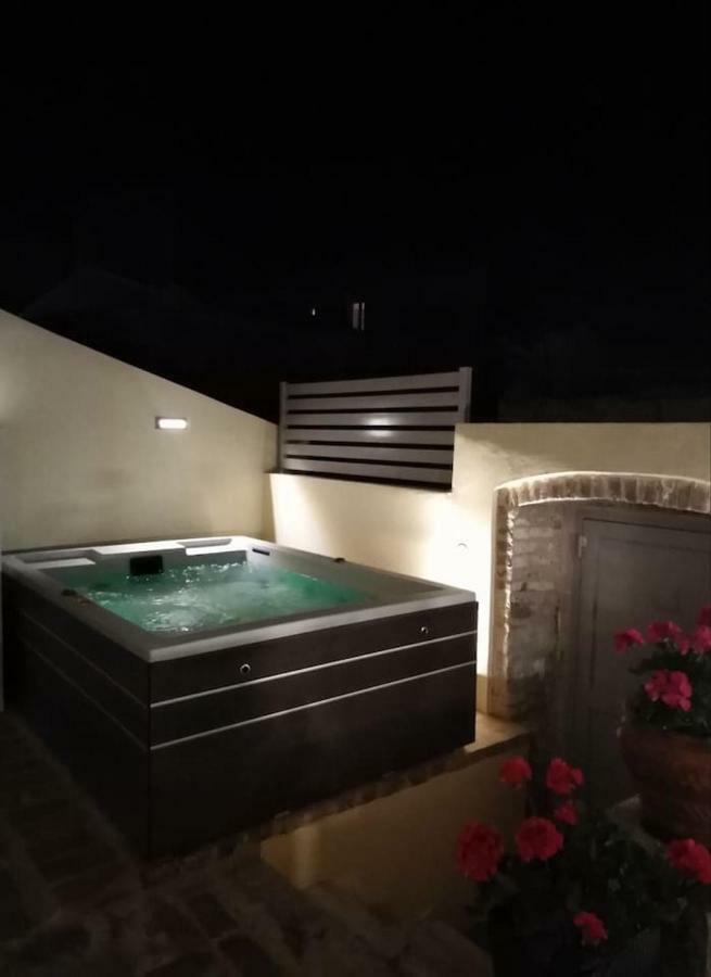 Anemomilos Jacuzzi Suite Corfu  외부 사진